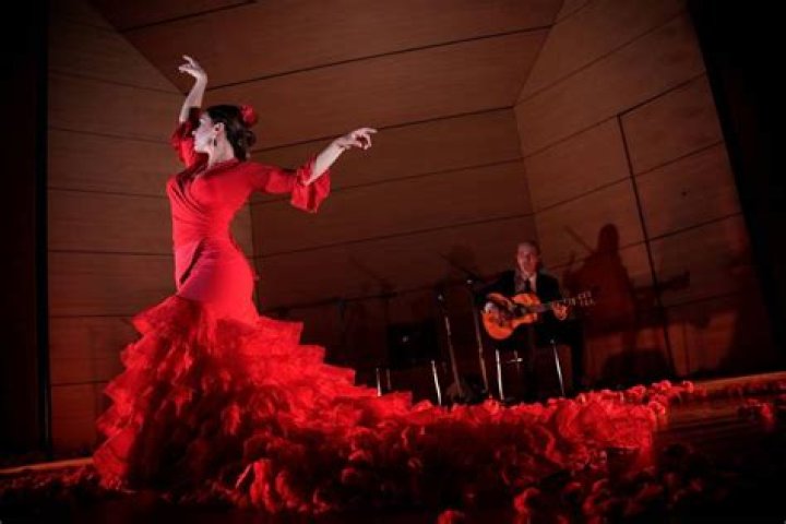 Shout to a flamenco dancer